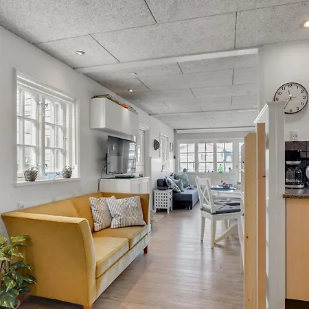 Sazur - 75m From The Sea By Interhome בית נופש *