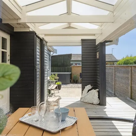 Sazur - 75m From The Sea By Interhome Mesinge