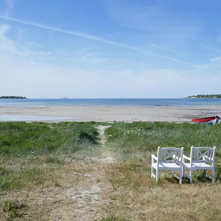 Sazur - 75m From The Sea By Interhome בית נופש